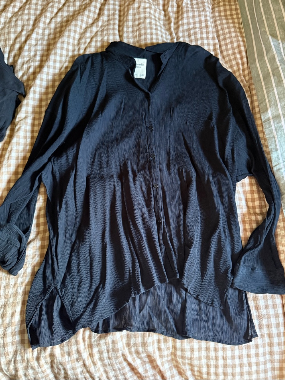 Abercrombie & Fitch Black Button-Front Lightweight Blouse